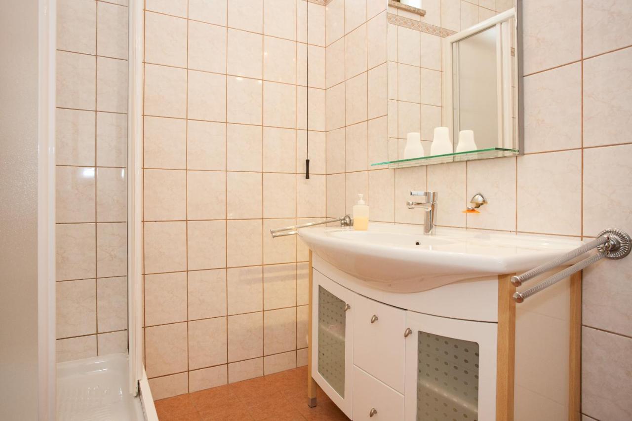 Apartments Dino Krk Town Kültér fotó
