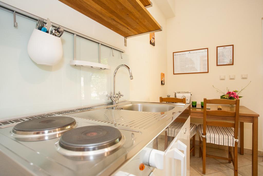 Apartments Dino Krk Town Kültér fotó